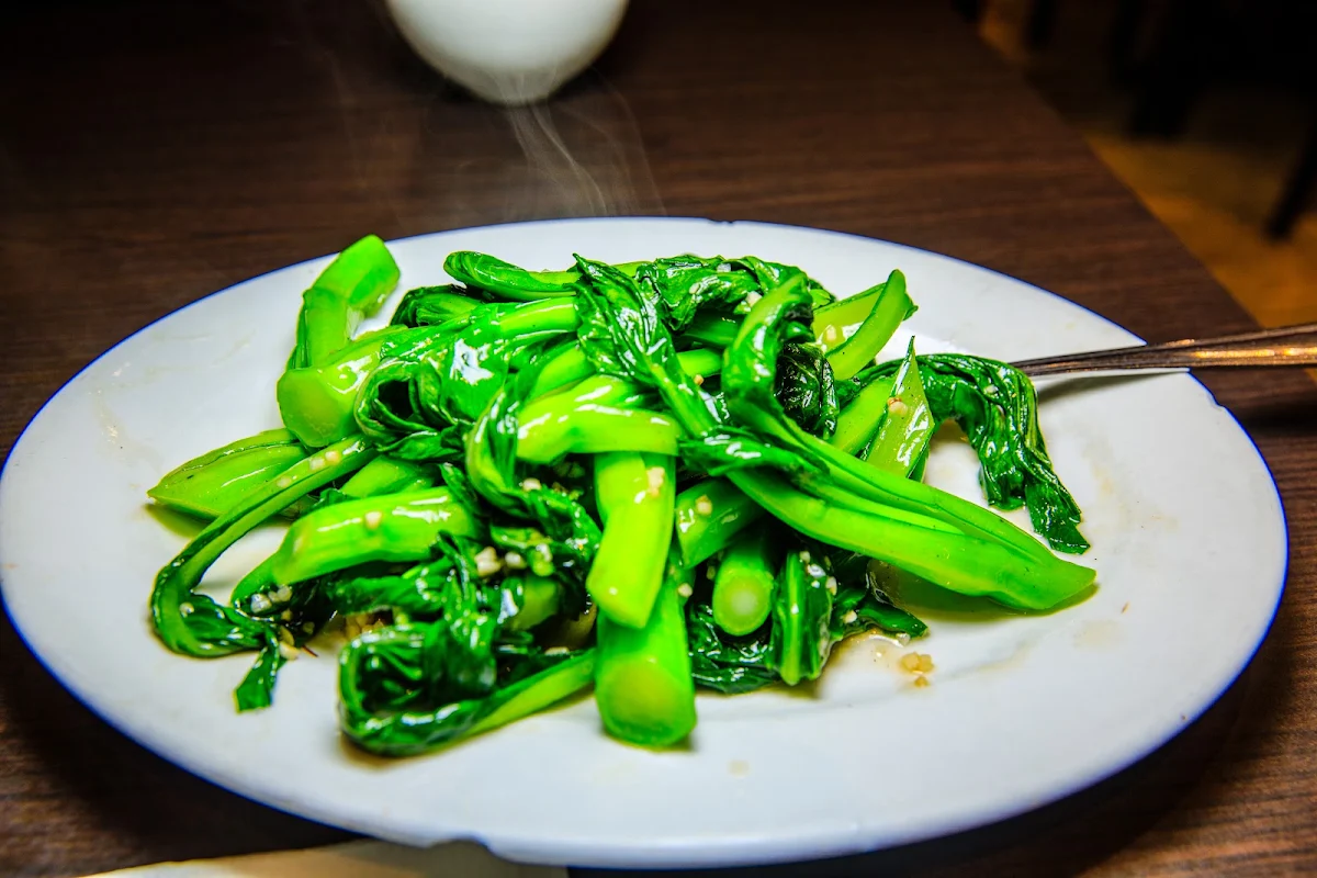 baby bak choy with preserved eggs 金银蛋扒白菜苗